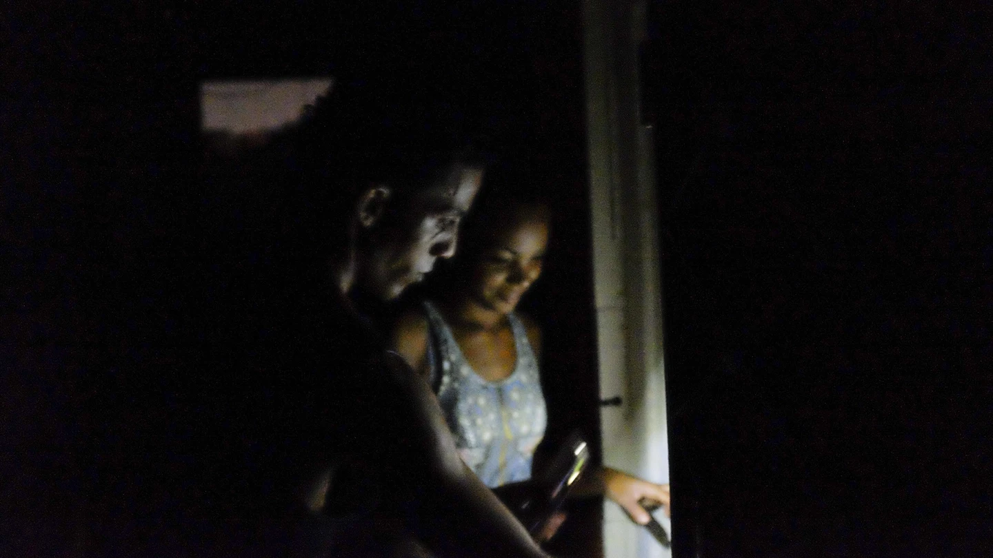 Un nuevo apagón vuelve a dejar sin suministro eléctrico a la isla de Cuba Un nuevo apagón vuelve a dejar sin suministro eléctrico a la isla de Cuba