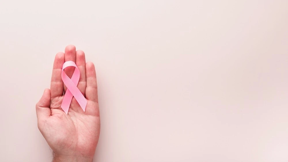 Imagen de lazo rosa por el Día Mundial contra el Cáncer de Mama 