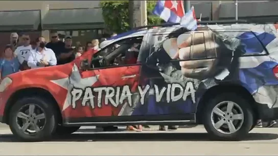 Un coche en Cuba con el título de la canción Un coche en Cuba con el título de la canción