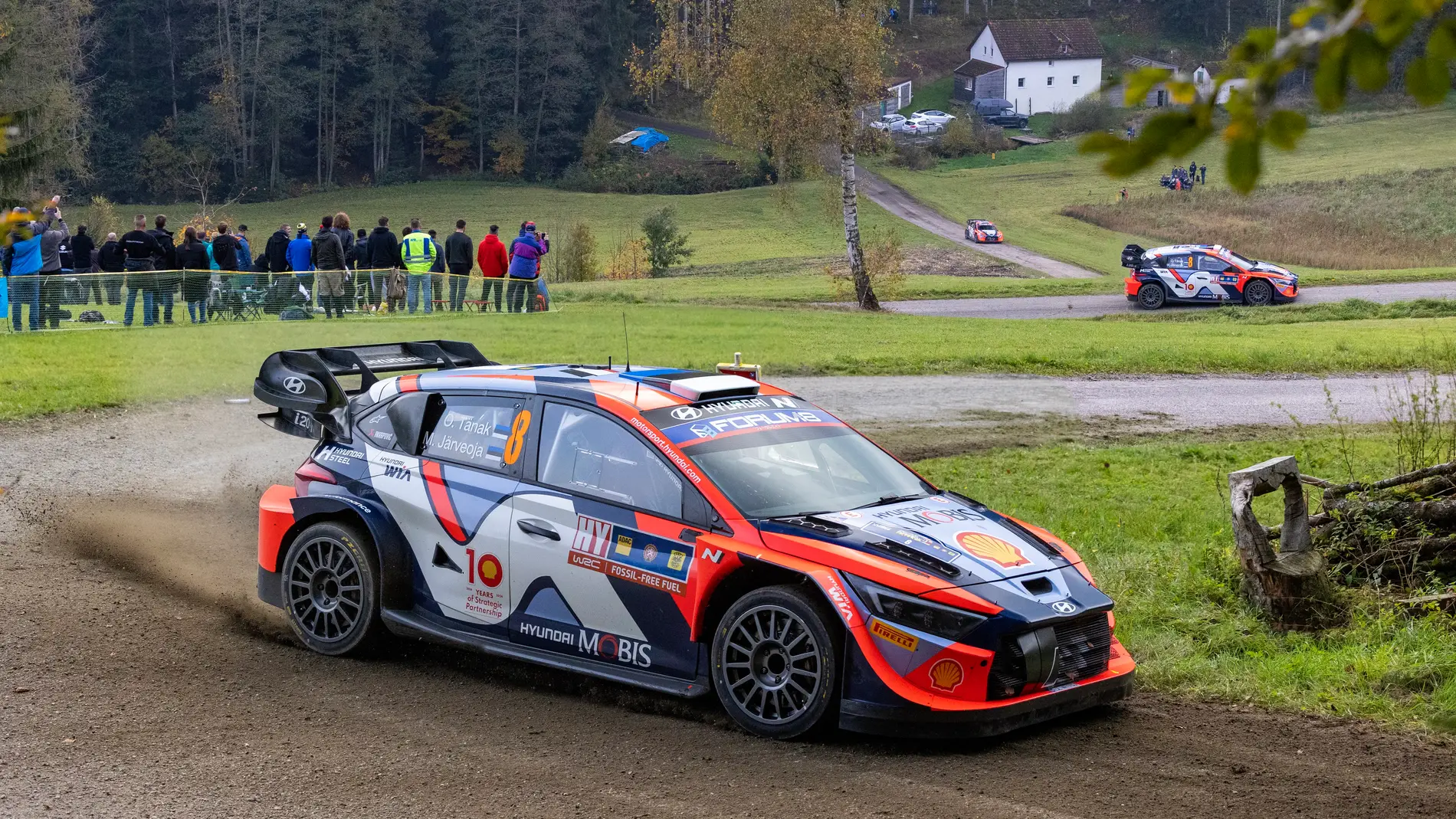 Ott Tänak gana en Centroeuropa y sólo un piloto Hyundai será campeón Ott Tänak gana en Centroeuropa y sólo un piloto Hyundai será campeón