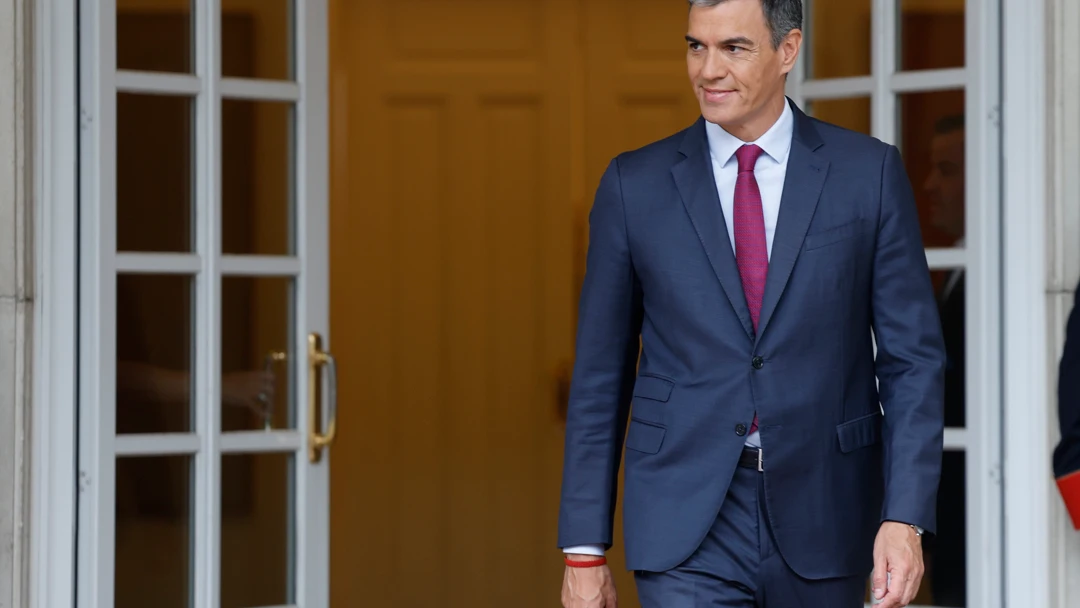 Imagen de archivo del presidente del Gobierno, Pedro Sánchez, en el Palacio de la Moncloa./ EFE/Javier Lizón