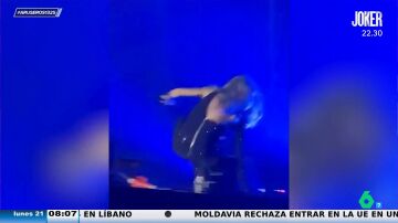 Mario Vaquerizo, fuera de peligro tras la aparatosa caída su último concierto: "Nos llevamos un buen susto"