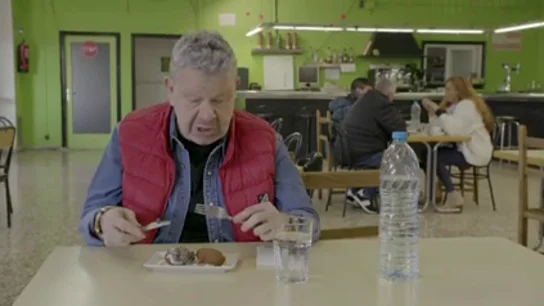 Chicote, sobre las croquetas de 'Brasas y más': "Son una mierda, parecen dos torpedos" Chicote, sobre las croquetas del restaurante 'Brasas y más': "Una mierda, parecen dos torpedos"