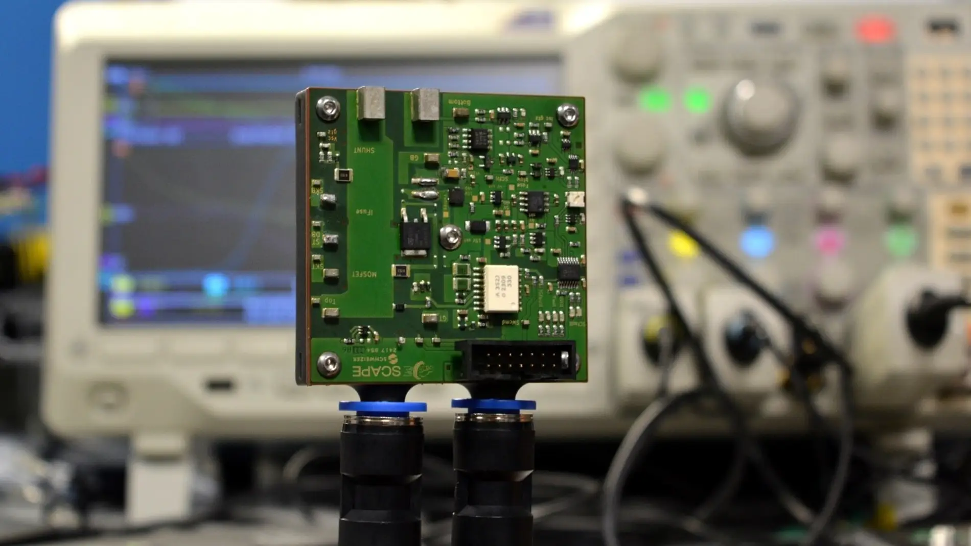 Prototipo de celda de conmutación desarrollada en el proyecto SCAPE Prototipo de celda de conmutación desarrollada en el proyecto SCAPE