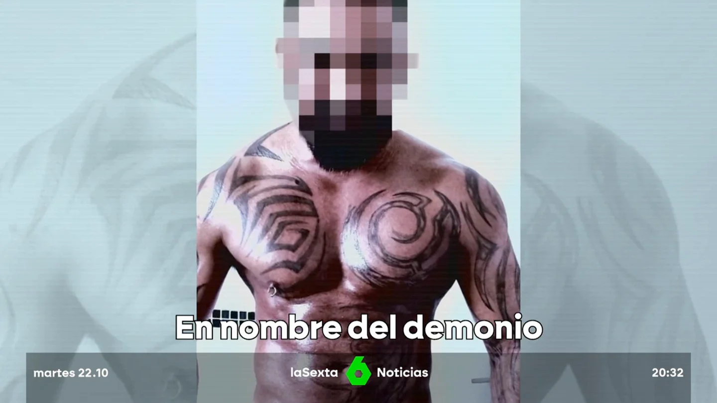 La Policía sobre el presunto asesino del rito esotérico en Vallecas: "Estaba fuera de sus cabales y hablando del demonio" La Policía sobre el presunto asesino del rito esotérico en Vallecas: "Estaba fuera de sus cabales y hablando del demonio"