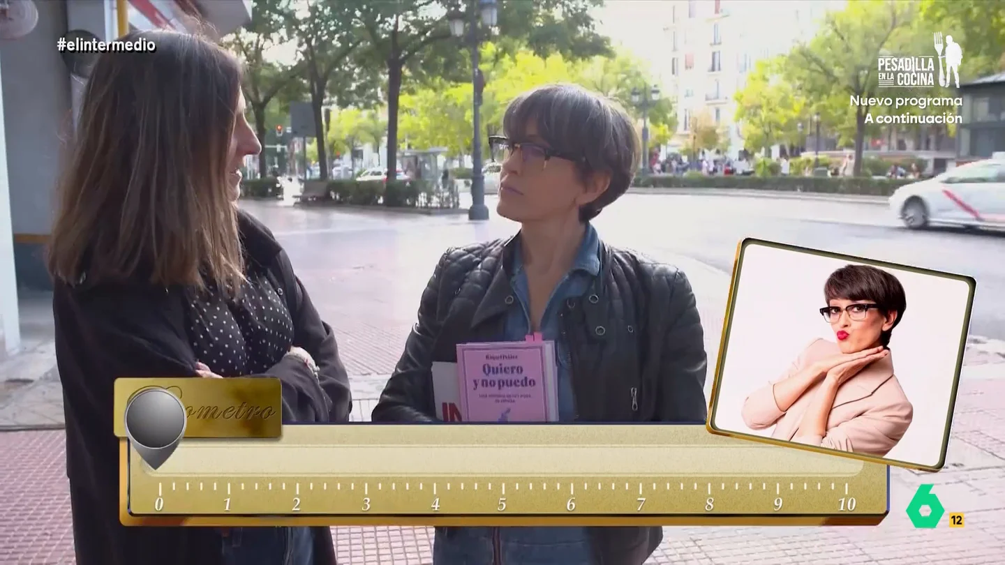 Thais Villas se somete al 'pijómetro' de Raquel Peláez: "Te veo muy 'gauche divine'... como Pedro Sánchez" La escritora no duda en dar al presidente del Gobierno un seis en su particular ranking de pijos debido a que ve "que coquetea peligrosamente con el otro lado".