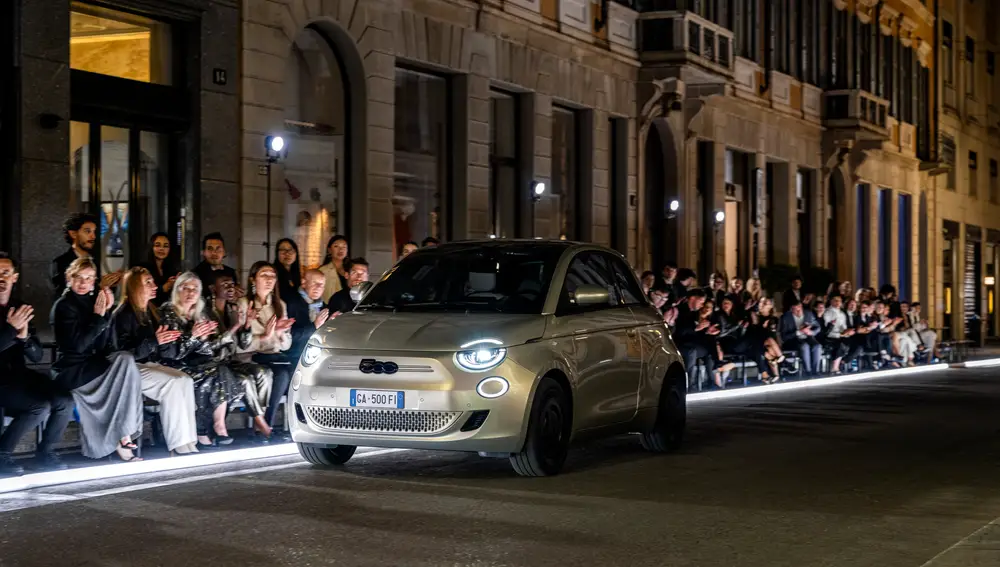 Fiat 500e Giorgio Armani Collector's Edition Fiat 500e Giorgio Armani Collector's Edition