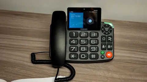 Este nuevo teléfono fijo que hace videollamadas de WhatsApp Este nuevo teléfono fijo que hace videollamadas de WhatsApp