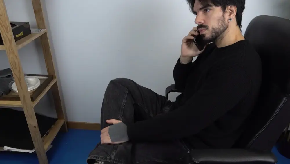 Cruzar las piernas: Lo que este gesto significa según la psicología Cruzar las piernas: Lo que este gesto significa según la psicología