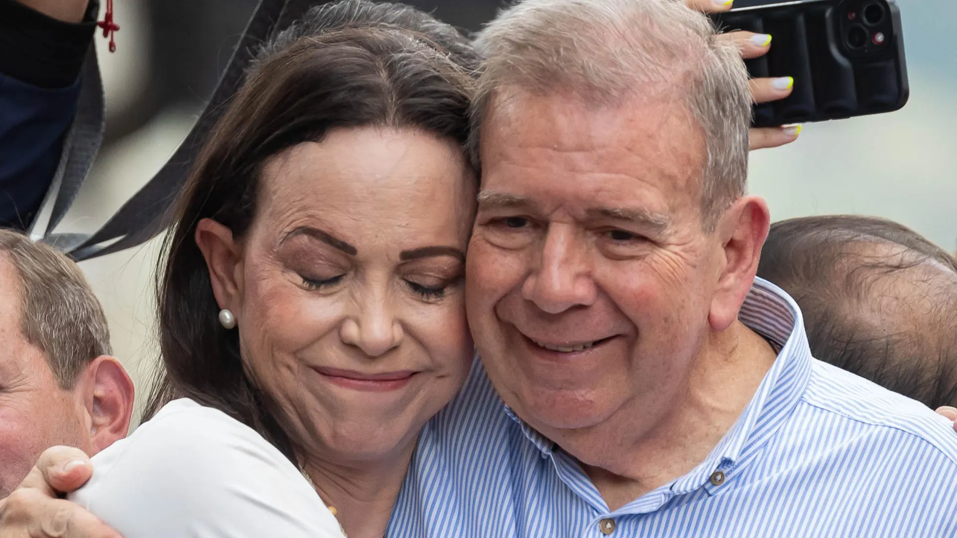 Imagen de archivo de los líderes opositores venezolanos María Corina Machado y Edmundo González Urrutia. 