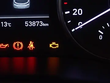 Luz para revisar el motor encendida Luz para revisar el motor encendida