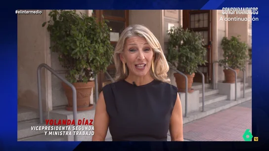 Yolanda Díaz pone en apuros a Wyoming en El Intermedio: "¿Vas a reducir la jornada laboral de tus trabajadores?" Yolanda Díaz pone en apuros a Wyoming en El Intermedio: "¿Vas a reducir la jornada laboral de tus trabajadores?"