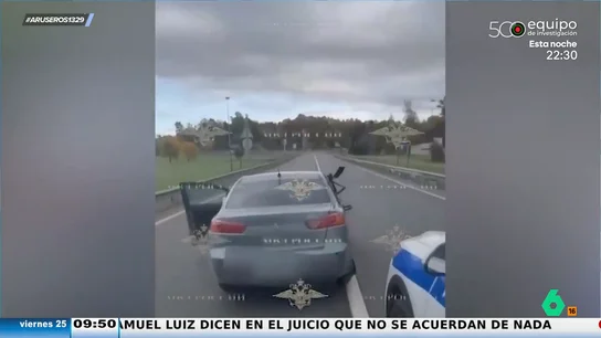 Un adolescente ruso roba el coche de su padre para impresionar a unas chicas y termina huyendo de la policía Un adolescente ruso roba el coche de su padre para impresionar a unas chicas y termina huyendo de la policía