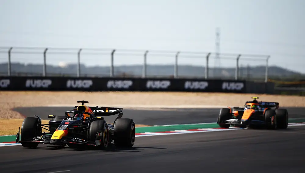Según Norris, Verstappen hace valer su posición en el campeonato en las luchas en pista Según Norris, Verstappen hace valer su posición en el campeonato en las luchas en pista