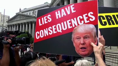 laSexta Columna - Temporada 14 - Programa 8: Trump contraataca: tras la posverdad, la posdemocracia laSexta Columna - Temporada 14 - Programa 8: Trump contraataca: tras la posverdad, la posdemocracia