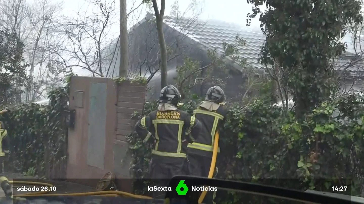 Un rayo provoca un incendio en una vivienda Un rayo provoca un incendio en una vivienda