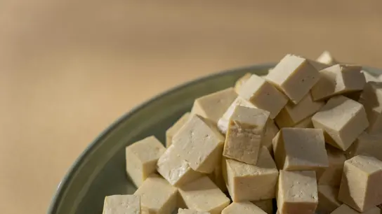 Cubos de tofu. Cubos de tofu.