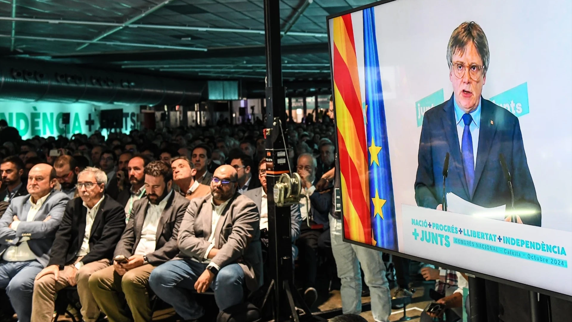 El expresidente de la Generalitat Carles Puigdemont en el congreso de Junts en Calella (Barcelona)