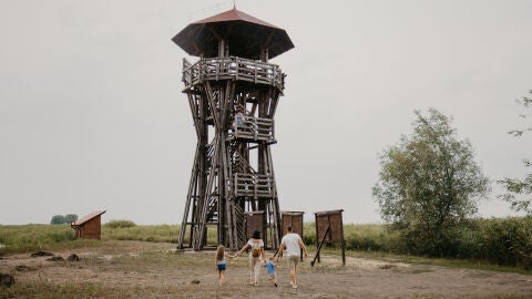 Torres de mirador en el Parque Nacional de Hortobágy