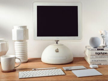 El legendario iMac G4 de principios de siglo