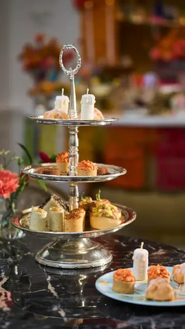 Afternoon Tea del Hotel Mandarin Oriental Ritz de Madrid Afternoon Tea del Hotel Mandarin Oriental Ritz de Madrid