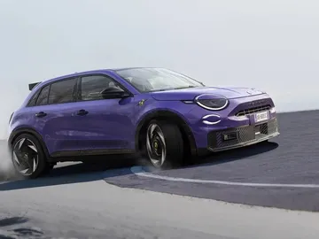 El eléctrico más purista con sello de escorpión: así es el nuevo Fiat 600e Abarth El eléctrico más purista con sello de escorpión: así es el nuevo Fiat 600e Abarth