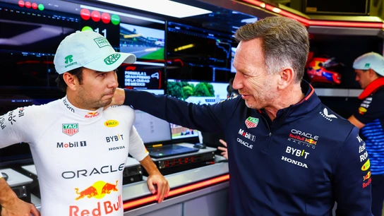 Sergio Pérez y Christian Horner Sergio Pérez y Christian Horner