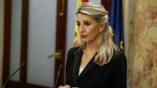 Yolanda Díaz asegura que Errejón le confesó "actitudes machistas vejatorias" con las mujeres: "No comparto en absoluto su carta" Yolanda Díaz asegura que Errejón le confesó "actitudes machistas vejatorias" con las mujeres: "No comparto en absoluto su carta"