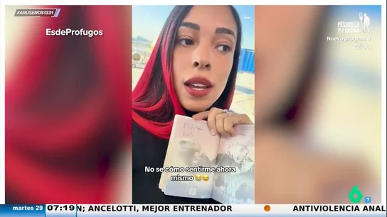 La reacción de una madre al ver que le prohíben viajar al extranjero porque su hijo dibujó en su pasaporte La reacción de una madre al ver que le prohíben viajar al extranjero porque su hijo dibujó en su pasaporte