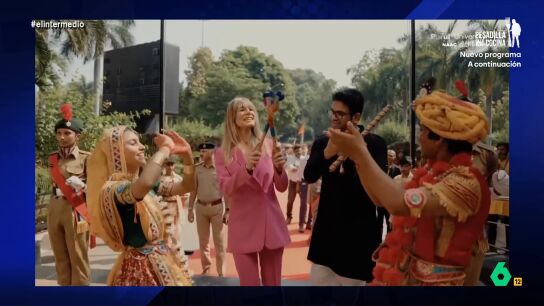 "&iquest;Os suena eso de 'fui a la India y me cambi&oacute; la vida'? Pues yo no he necesitado ir, me basta con el baile de Bego&ntilde;a G&oacute;mez", comenta Dani Mateo en este v&iacute;deo donde repasa c&oacute;mo ha sido la agenda de la mujer del presidente.