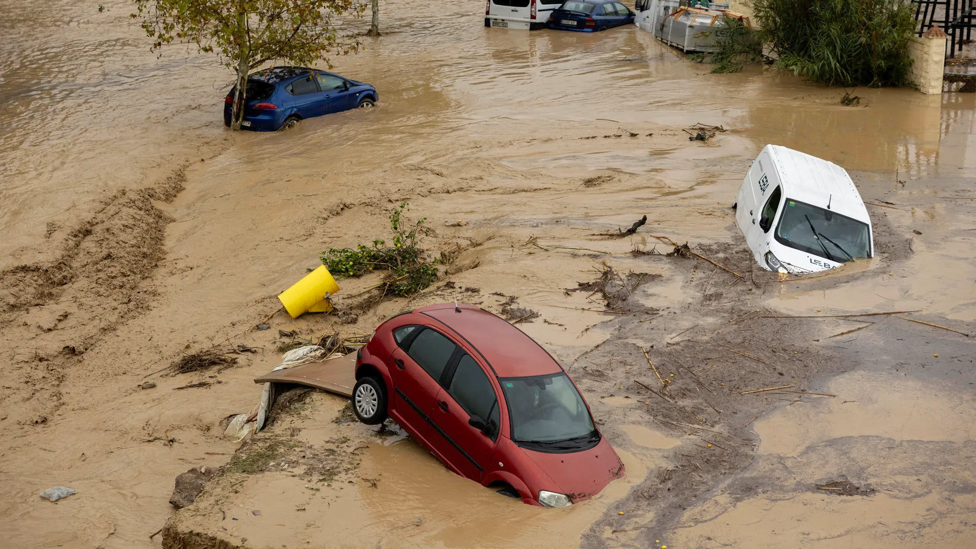 Estado en el que han quedado los coches tras el paso de la DANA.