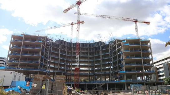 Edificios en el barrio de Valdebebas, a 10 de octubre de 2024, en Madrid (España). Edificios en el barrio de Valdebebas, a 10 de octubre de 2024, en Madrid (España).