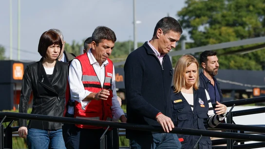 El presidente del Gobierno, Pedro Sánchez, a su llegada al Centro de Coordinación Operativa Integral (Cecopi) en Valencia, este jueves. El presidente del Gobierno, Pedro Sánchez, a su llegada al Centro de Coordinación Operativa Integral (Cecopi) en Valencia, este jueves.
