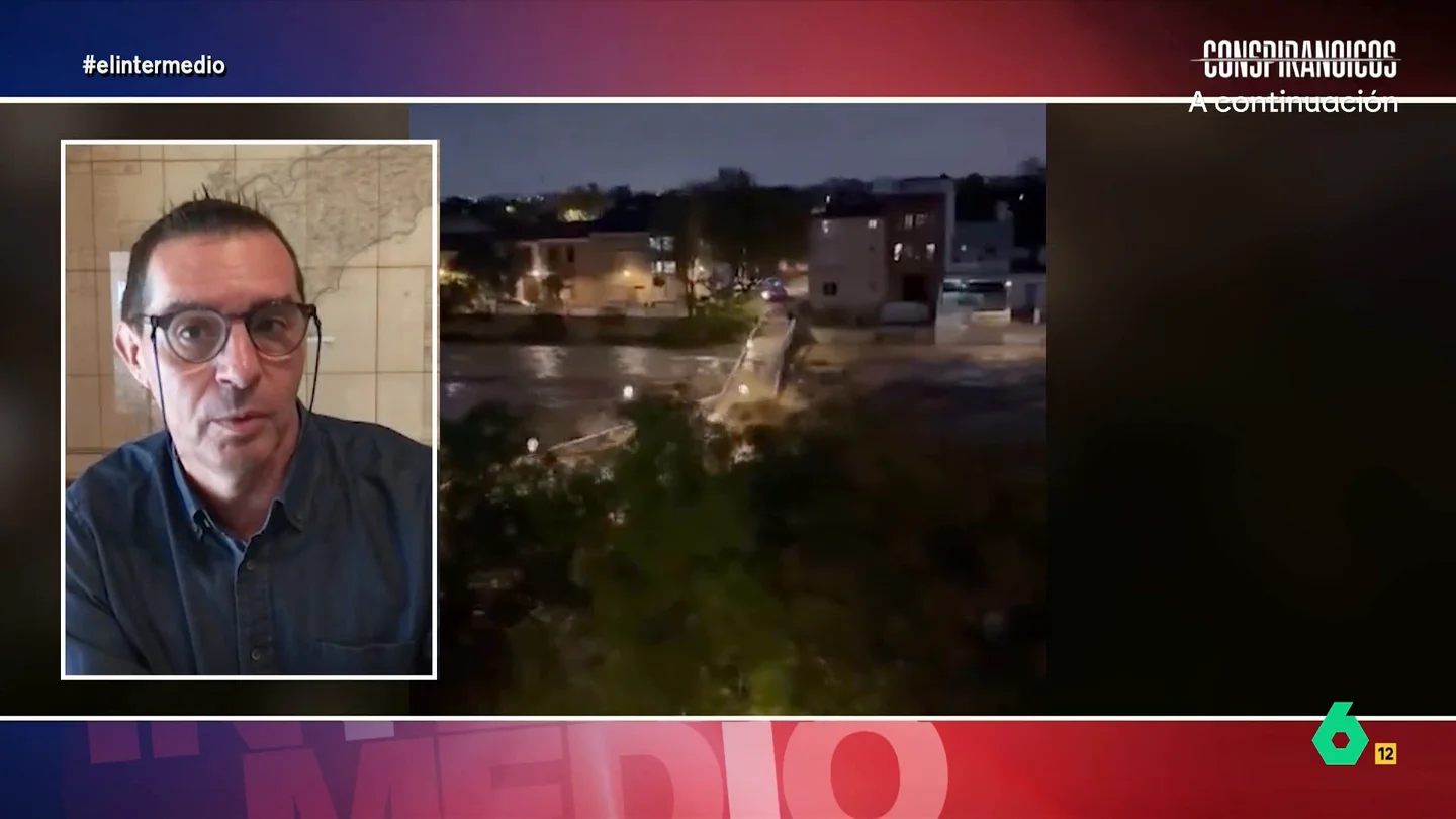 La advertencia de Jorge Olcina sobre las DANAS: "Los modelos climáticos señalan que esto va a ir a más" El catedrático de la Universidad de Alicante expone que vamos a tener que acostumbrarnos a este tipo de fenómenos climatológicos debido a que "el proceso de calentamiento climático está teniendo un proceso singular en el mar Mediterráneo".