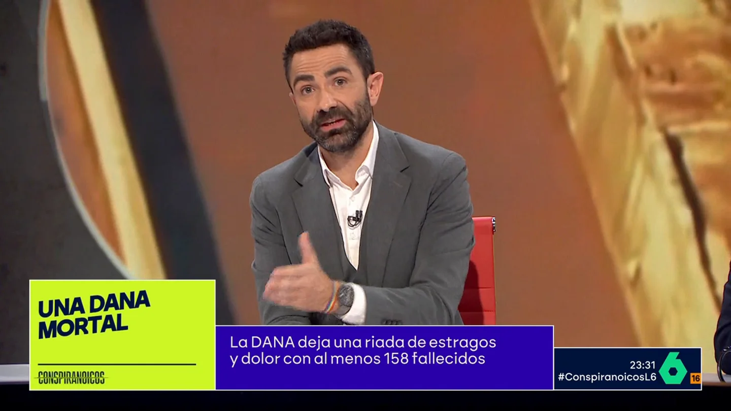 Jokin revela los problemas que han sufrido los periodistas para llegar a la zona cero en Valencia: "Casi no hay cobertura telefónica" Jokin revela los problemas que han sufrido los periodistas para llegar a la zona cero en Valencia: "Casi no hay cobertura telefónica"
