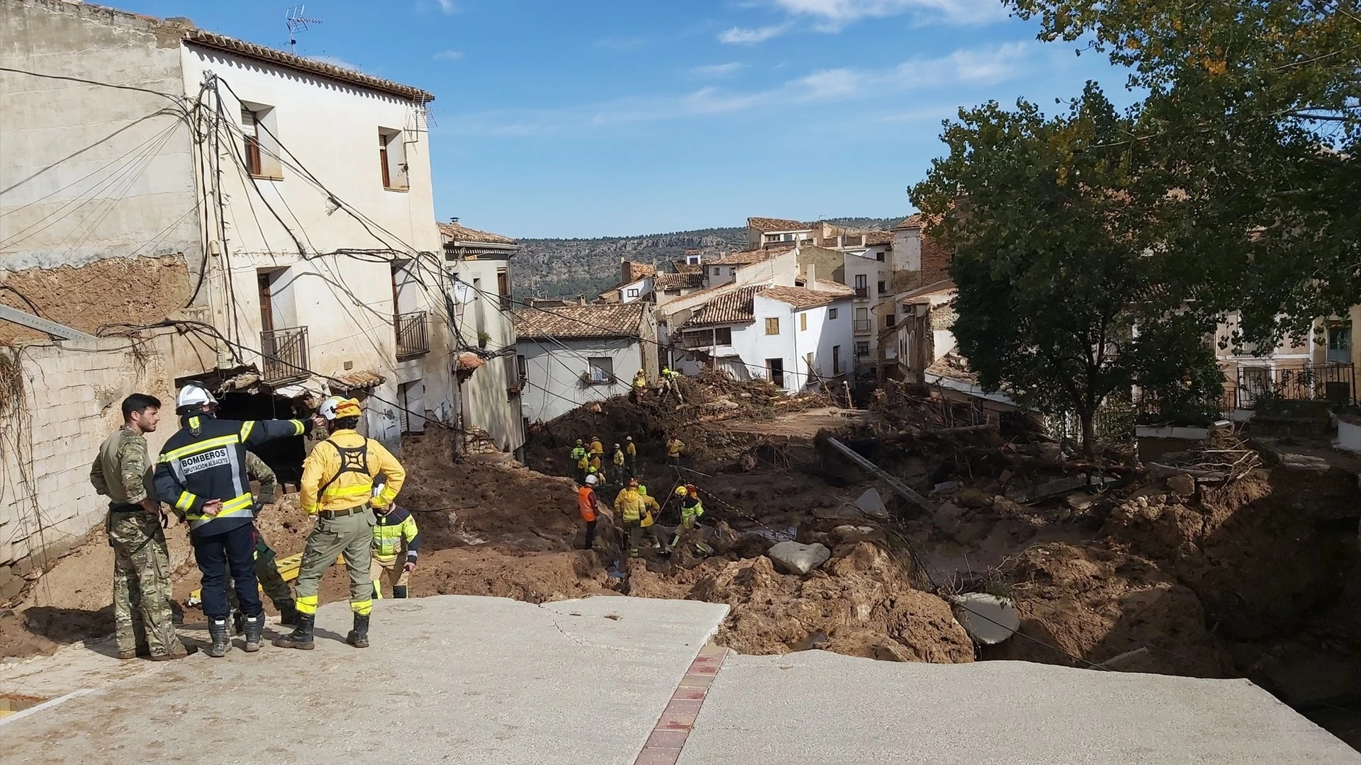 Un equipo de rescate en Letur (Albacete)