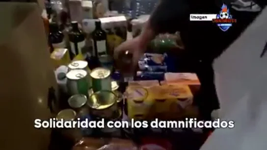 La imagen de la solidaridad: multitud de donaciones a las víctimas de la DANA con la ayuda del 'Chiringuito' La imagen de la solidaridad: multitud de donaciones a las víctimas de la DANA con la ayuda del 'Chiringuito'