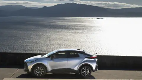 Toyota C-HR PHEV Toyota C-HR PHEV