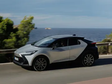 Toyota C-HR PHEV Toyota C-HR PHEV