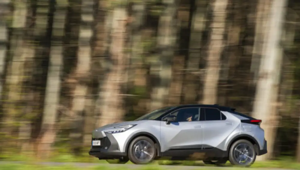 Toyota C-HR PHEV Toyota C-HR PHEV