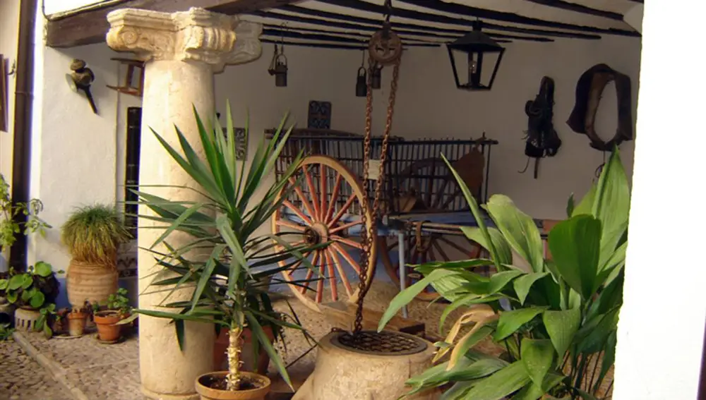 Casas típicas y barrios de El Toboso Casas típicas y barrios de El Toboso