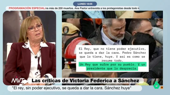 Gloria Campos, sobre las críticas de Victoria Federica a Sánchez tras Paiporta Gloria Campos, experta en protocolo, reacciona en este vídeo al mensaje difundido por Victoria Federica en el que aplaude al rey Felipe VI y critica a Sánchez tras los incidentes de Paiporta. "Probablemente esté al servicio de Vox, si no de más allá".