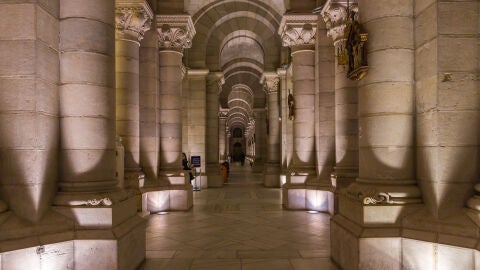 Columnas de la cripta de la Catedral de la Almudena