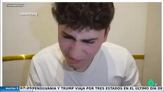 Un youtuber muestra su experiencia al probar la comida más peligrosa del mundo: "Es una locura comer esto así" Un youtuber muestra su experiencia al probar la comida más peligrosa del mundo: "Es una locura comer esto así"