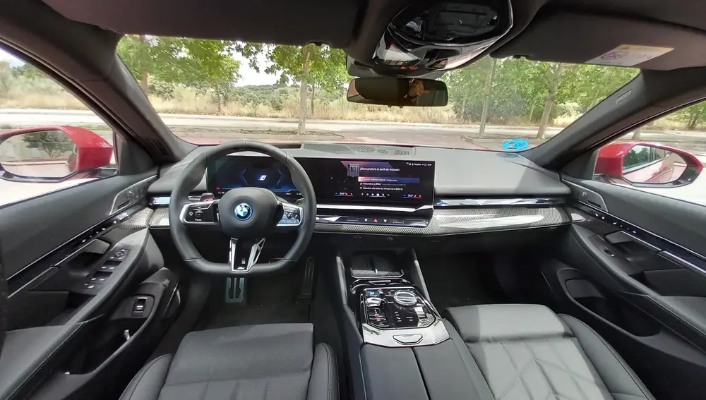 BMW i5 eDrive 40 BMW i5 eDrive 40