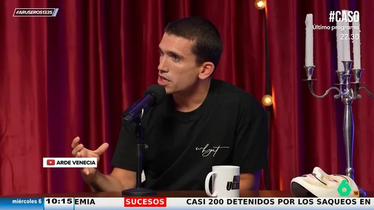 Jaime Lorente carga contra un crítico de cine que le miró con cara de maldad: "Si le veo la cara le pego una hostia" Jaime Lorente carga contra un crítico de cine que le miró con cara de maldad: "Si le veo la cara le pego una hostia"
