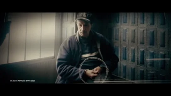 Las pruebas que señalan a Angelillo como el asesino de la familia Barrio: unas zapatillas y un cuchillo que coincidiría con el crimen Las pruebas que señalan a Angelillo como el asesino de la familia Barrio: unas zapatillas y un cuchillo que coincidiría con el crimen