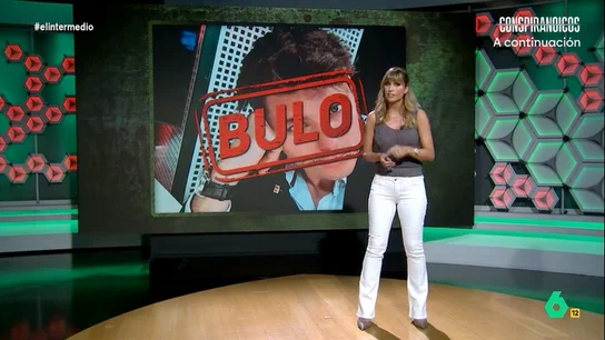 Sandra Sabatés desmiente a Vito Quiles y su bulo sobre la ropa en Alfafar Sandra Sabatés desmonta el bulo de Vito Quiles que aseguraba que la ropa que se dona a las víctimas de la DANA se estaba tirando a la basura. En este vídeo, comparte el comunicado de la Policía Local de Alfafar que lo desmiente.