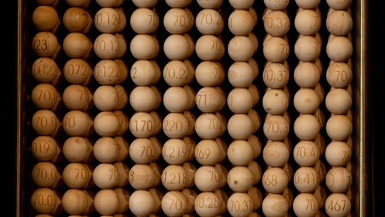 Vista de las bolas de los bombos del Sorteo Extraordinario de Navidad, en el Teatro Real, a 15 de diciembre de 2023, en Madrid (España). Vista de las bolas de los bombos del Sorteo Extraordinario de Navidad, en el Teatro Real, a 15 de diciembre de 2023, en Madrid (España).