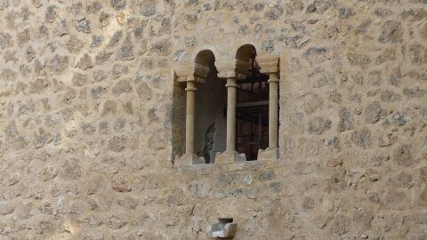 Ventana en el castillo de Brihuega